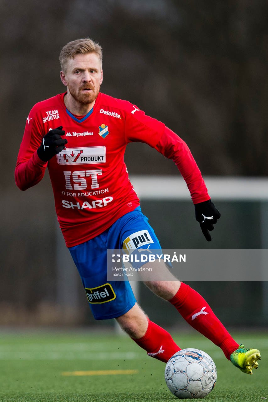 Östers Josef Elvby