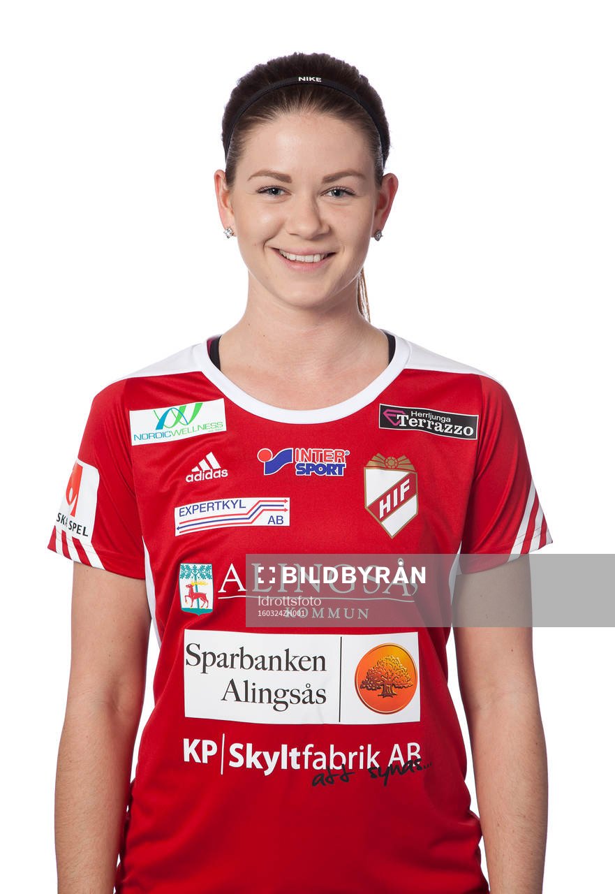 Ronia Gustafsson poserar för ett porträtt den 24 mars 2016 i Alingsås.