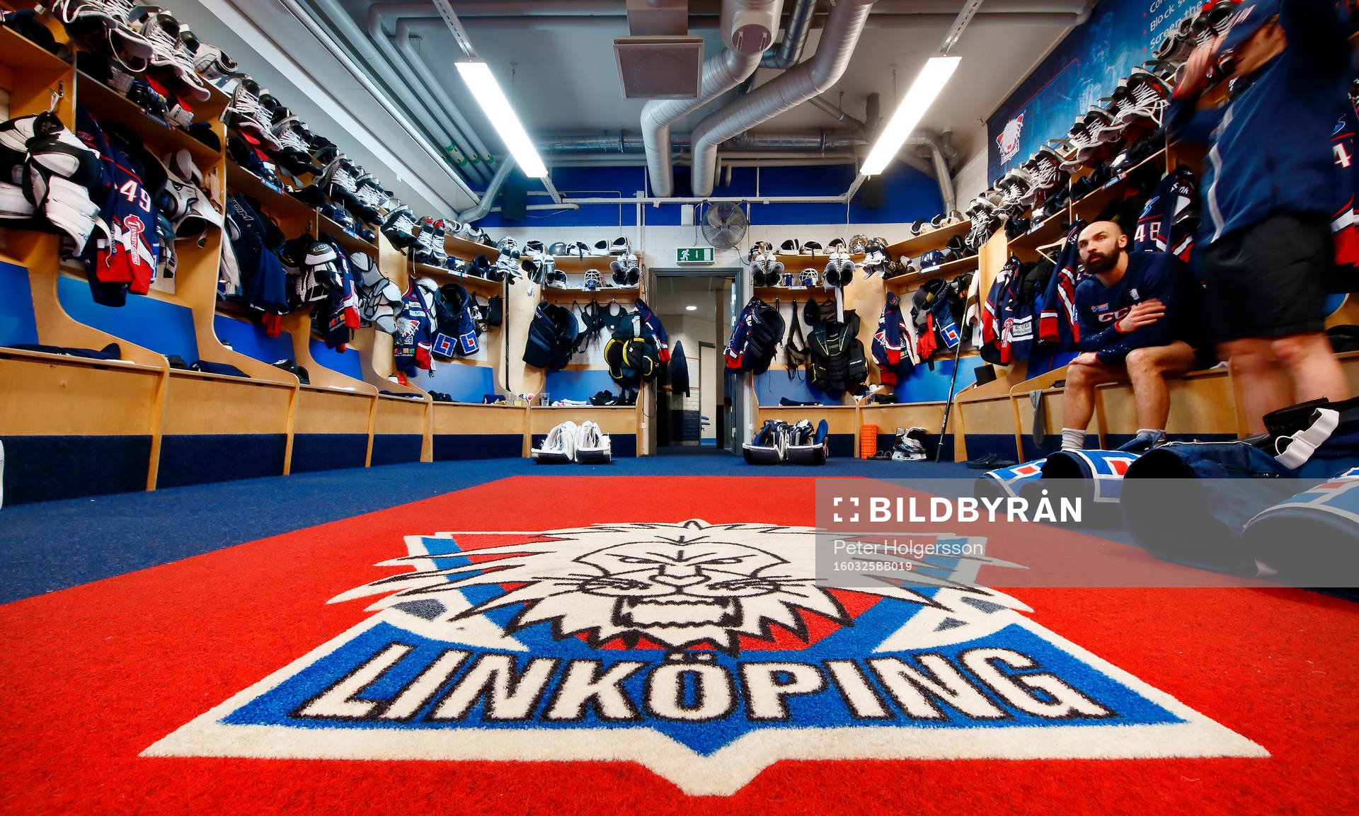 Linköpings omklädningsrum före femte kvartsfinalen i SHL