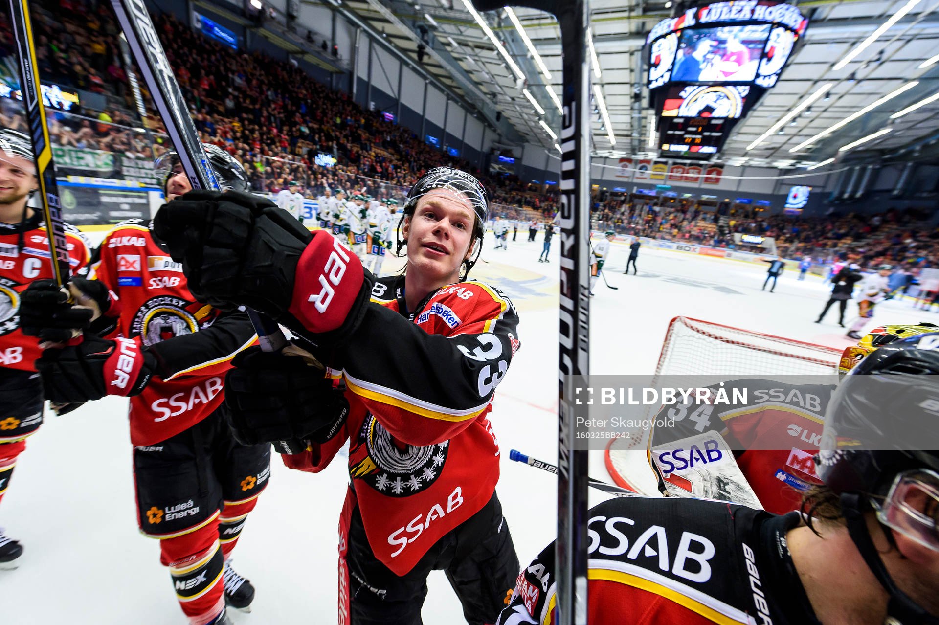 Luleås Christopher Mastomäki  jublar