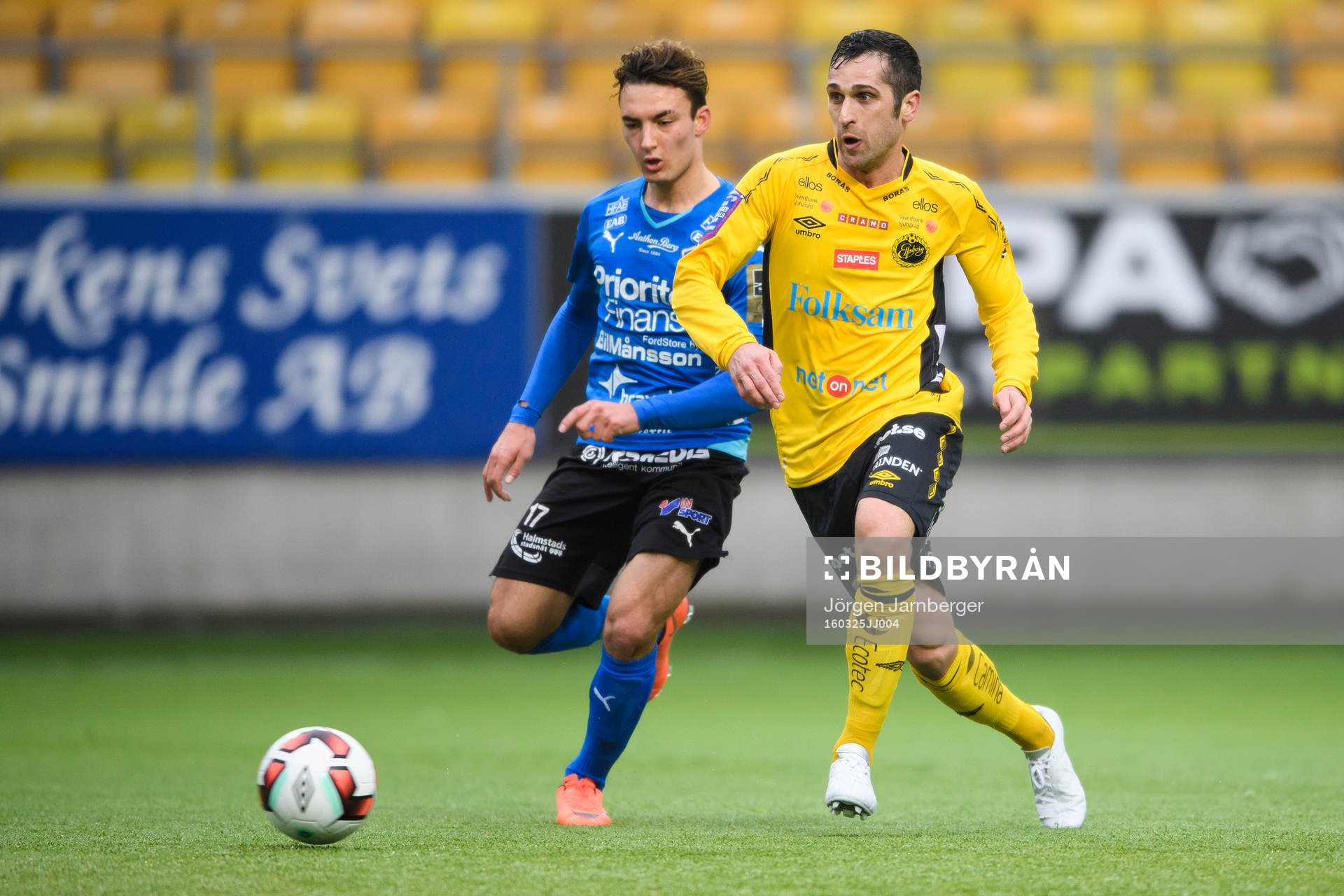 Elfsborgs Emir Bajrami och Halmstads Sead Haksabanovic