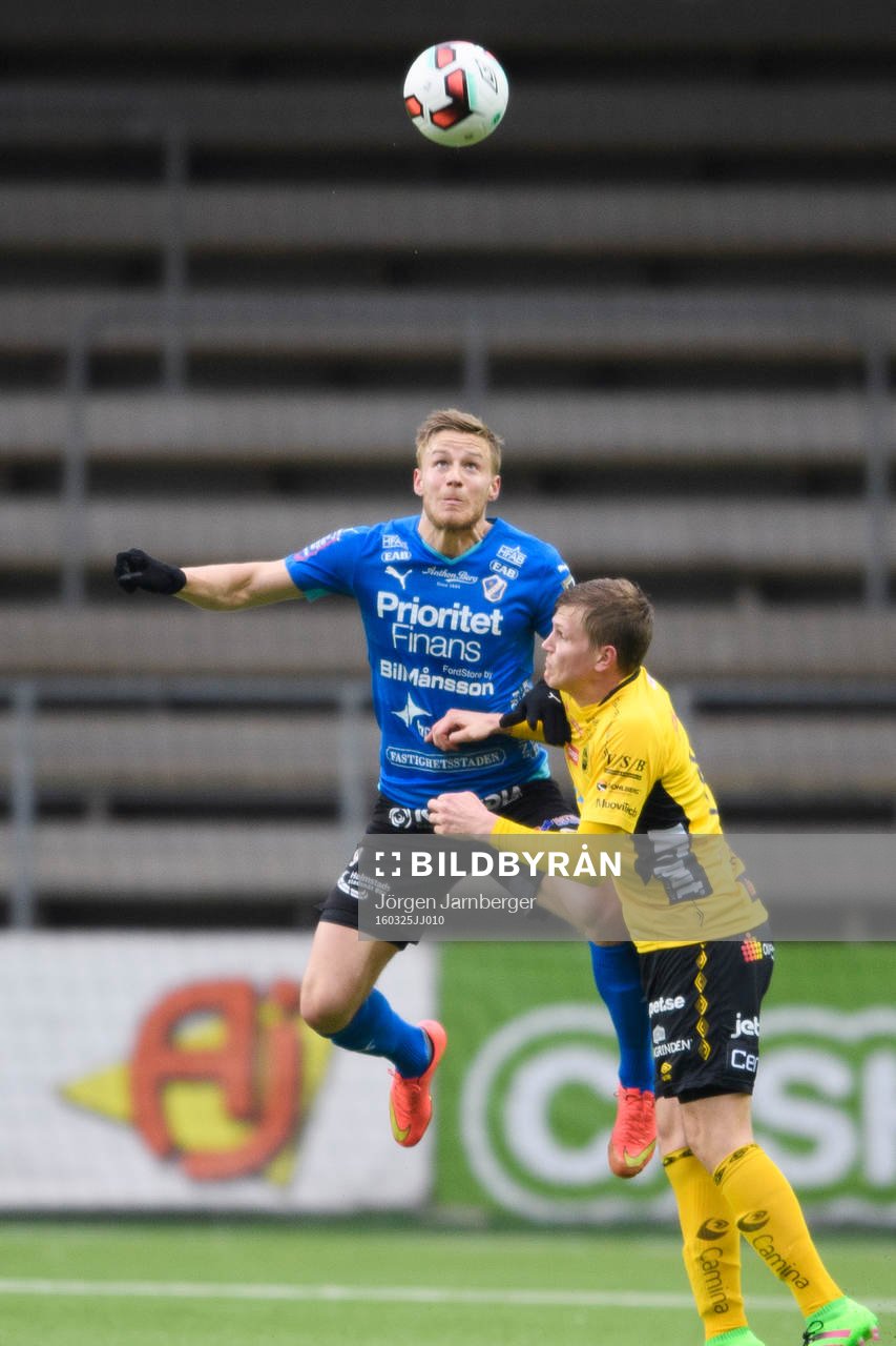 Halmstads Alexander Ruud Tveter ochElfsborgs Joakim Nilsson