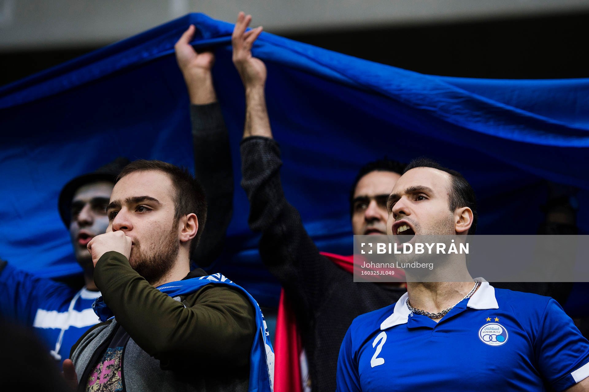 Esteghlals supportrar