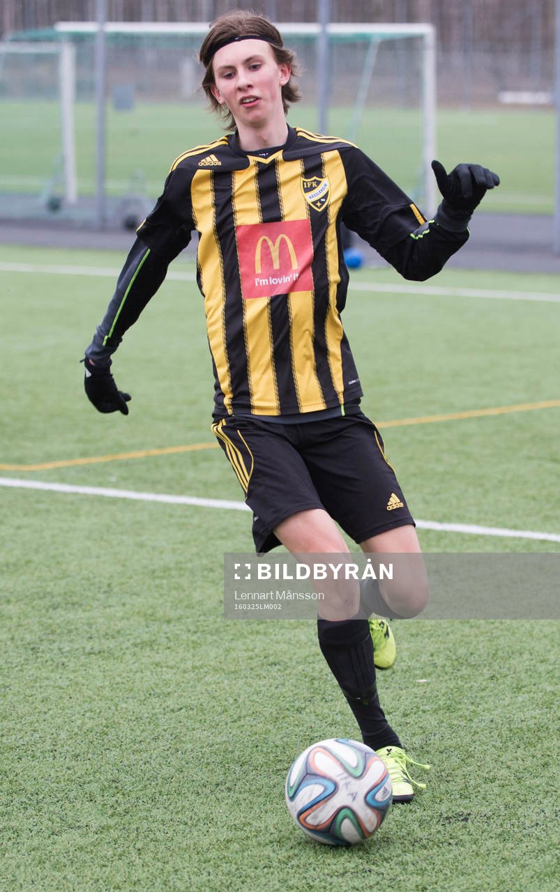 i matchen mellan IFK Hässleholm och Kristianstads