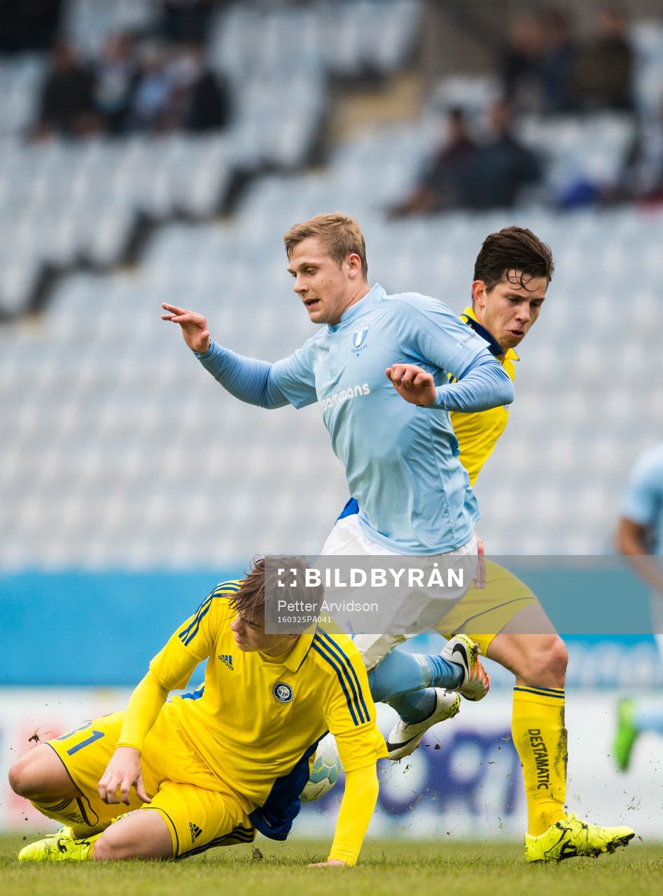 Malmö FFs Erik Andersson mot Helsingfors Leo Väisänen