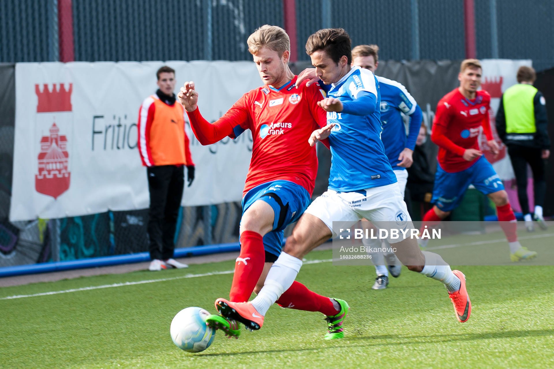 Helsingborgs Viktor Ljung och Trelleborgs Furkan Motori