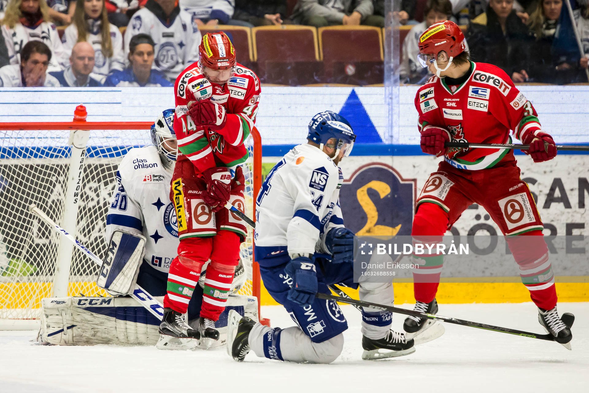 Leksands Jonas Frögren täcker skott Modos Carl