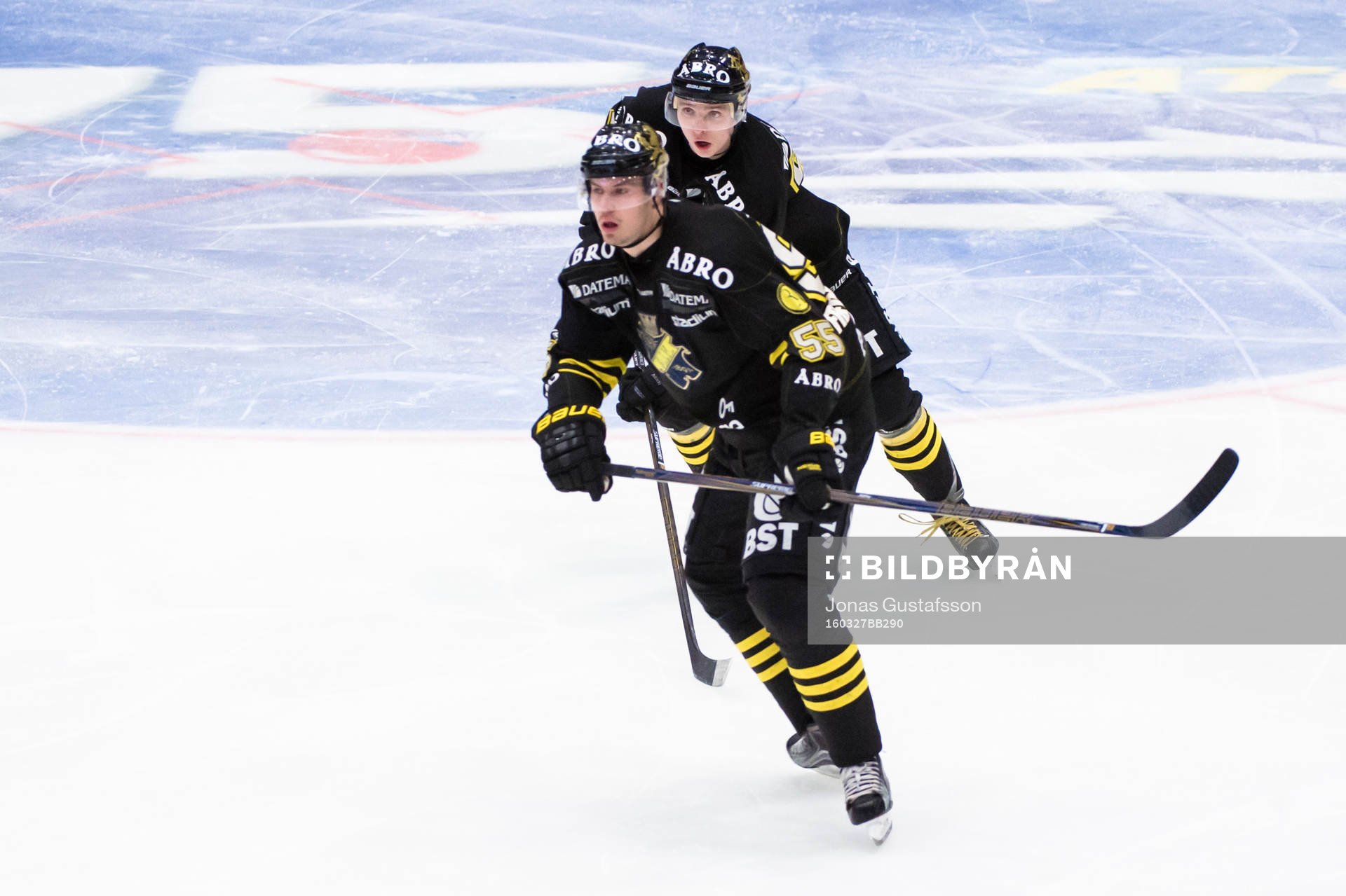 s Simon Fredriksson