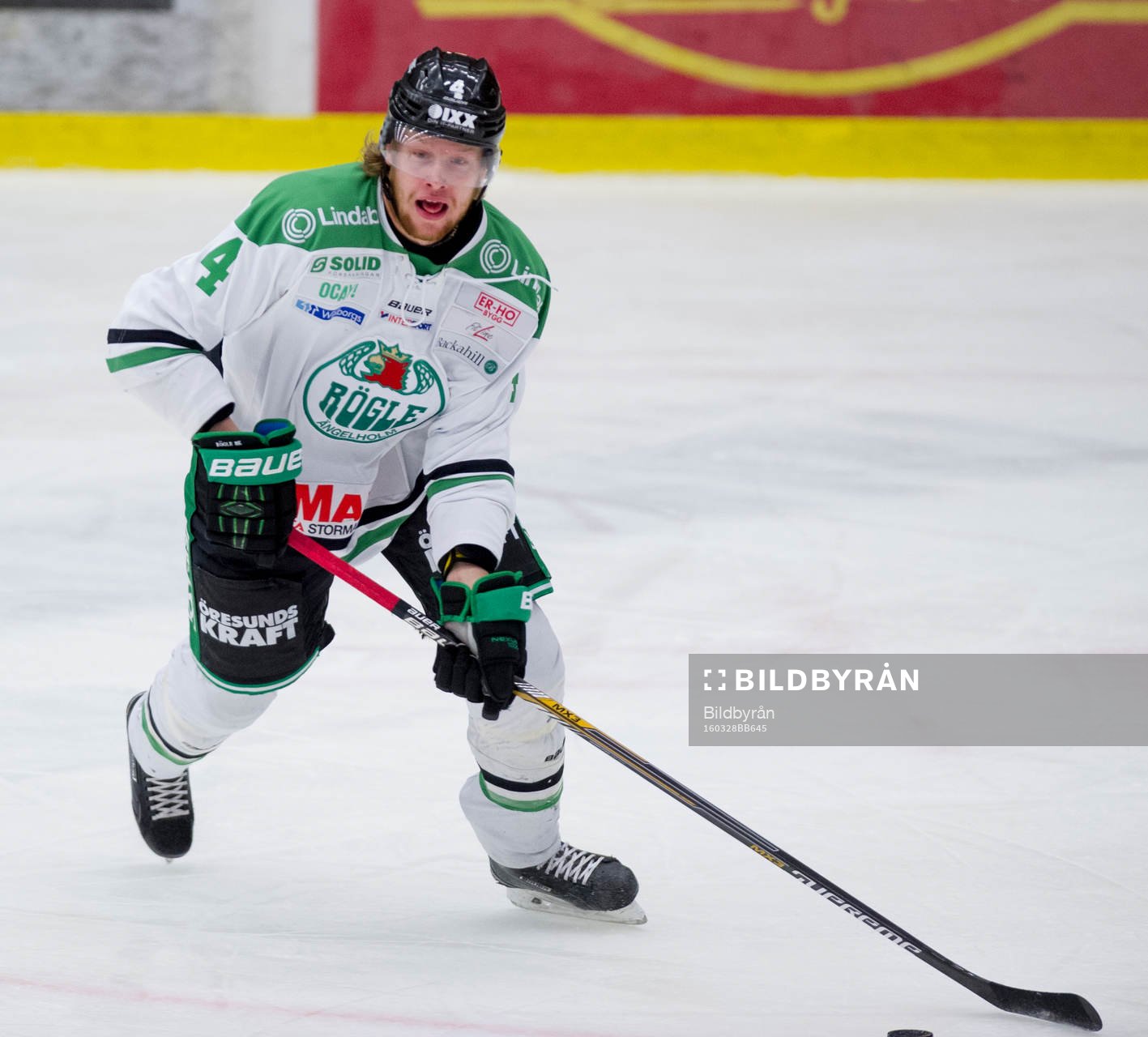Max Lindholm och Nicklas Lindholm-Schmidt jublar