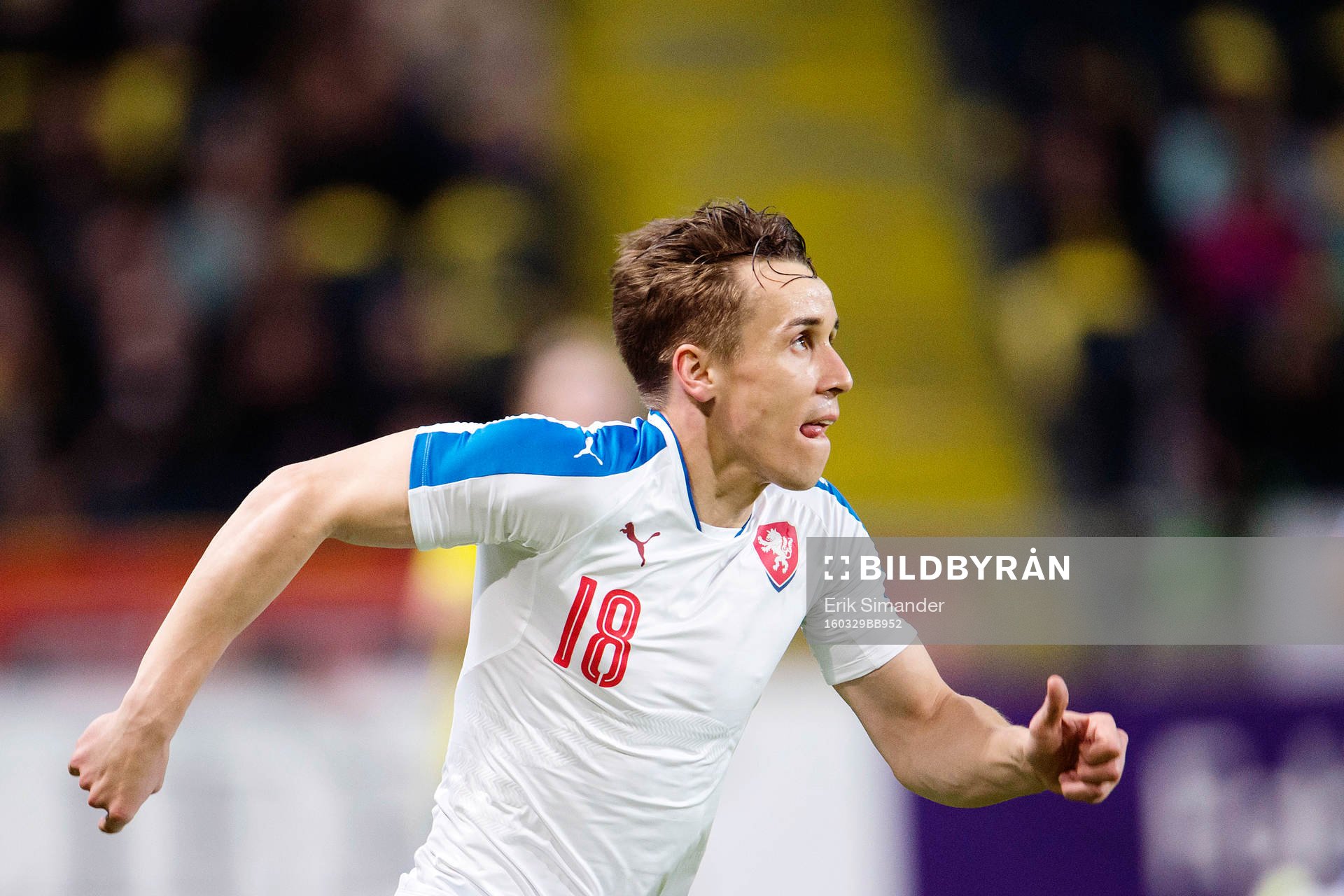 Tjeckiens Josef Sural under fotbollsmatchen mellan Sverige och Tjeckien den 29 mars i Stockholm.