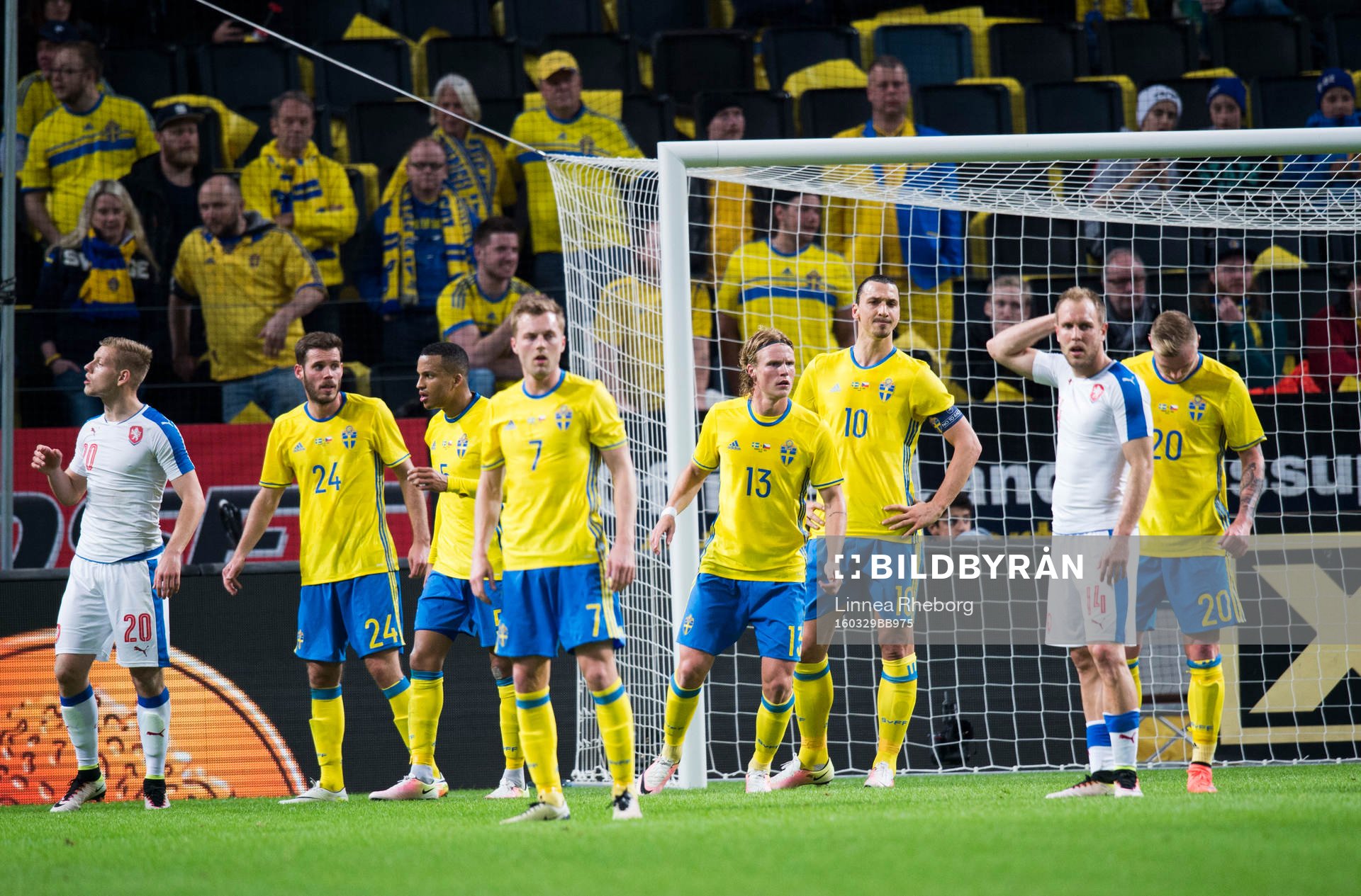 Tjeckiens Matej Vydra och Daniel Kolar, Sveriges Emil