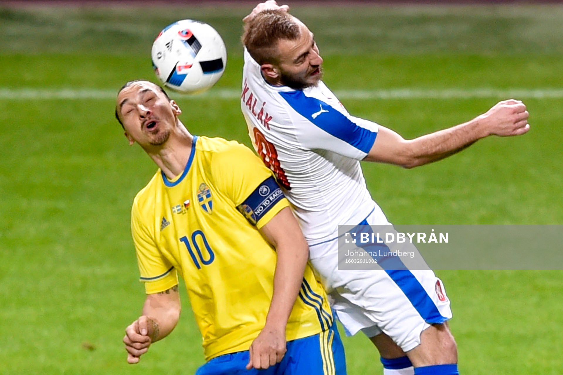 Sveriges Zlatan Ibrahimovic och Tjeckiens Jiri Skalak