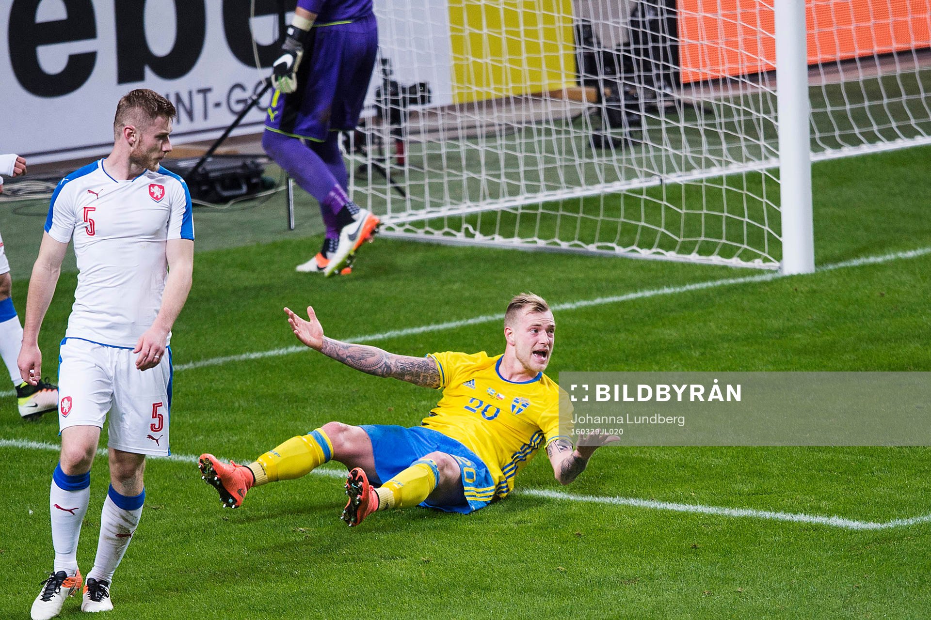 Sveriges John Guidetti reagerar