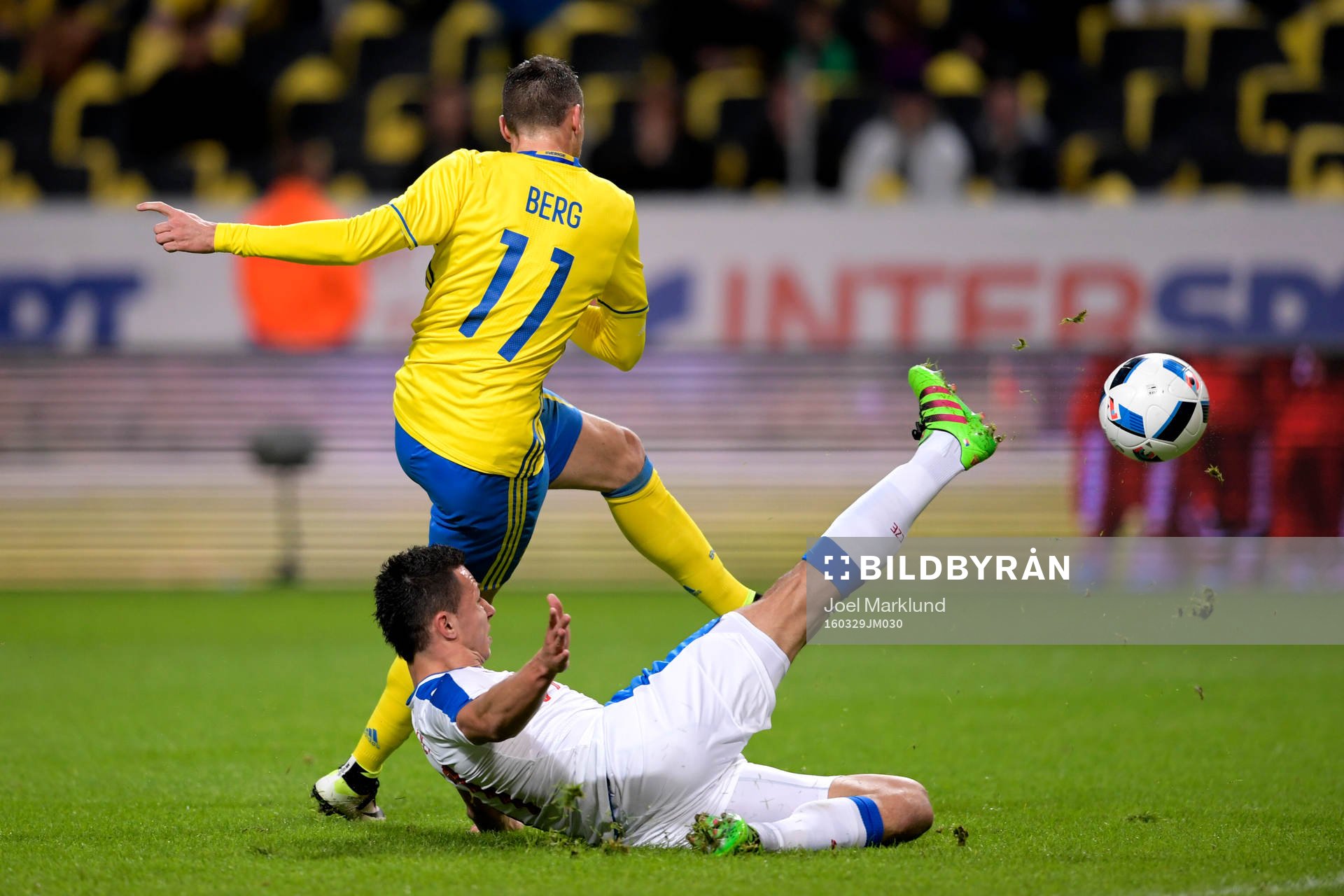 Sveriges Marcus Berg gör 1-0