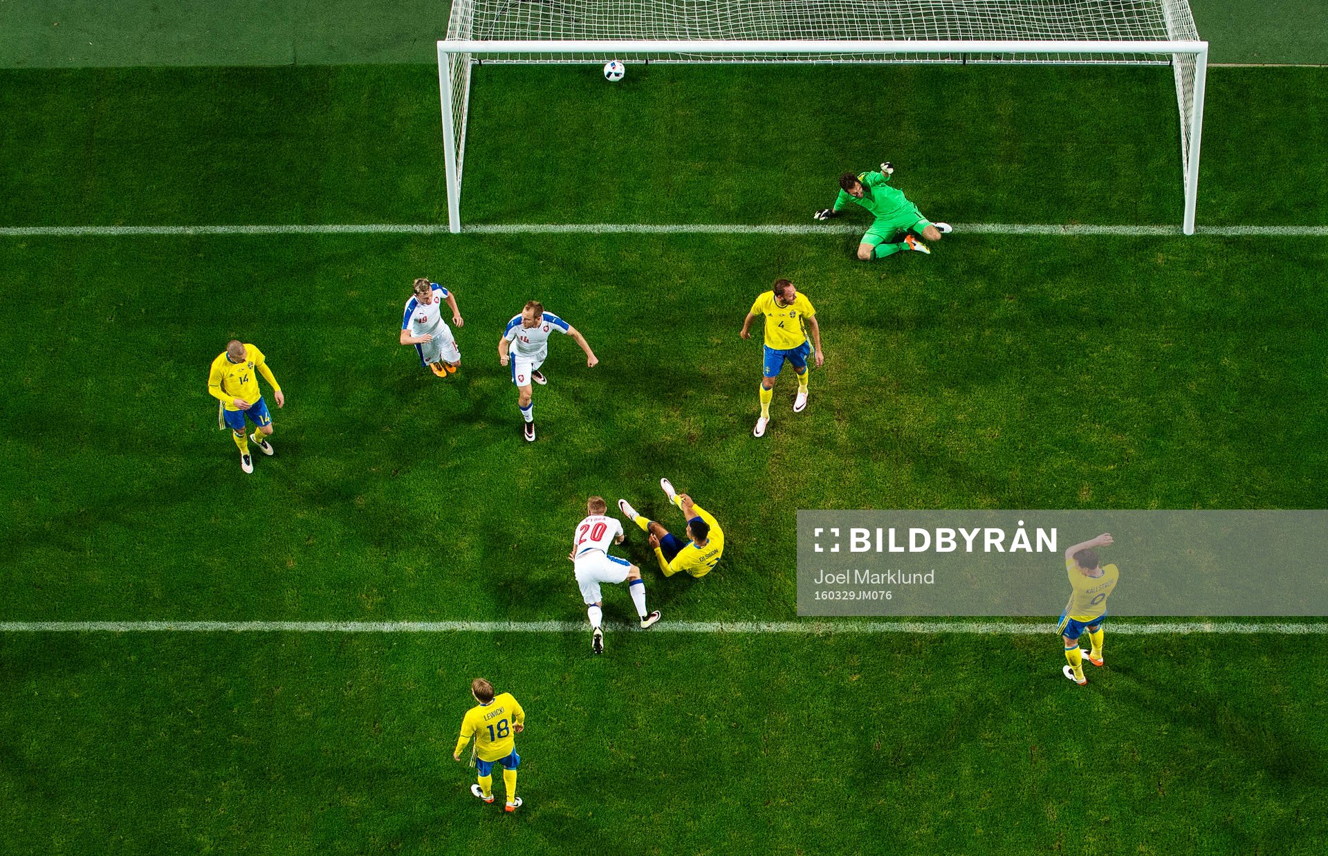 Sveriges Victor Nilsson Lindelöf, Oscar Lewicki, Martin