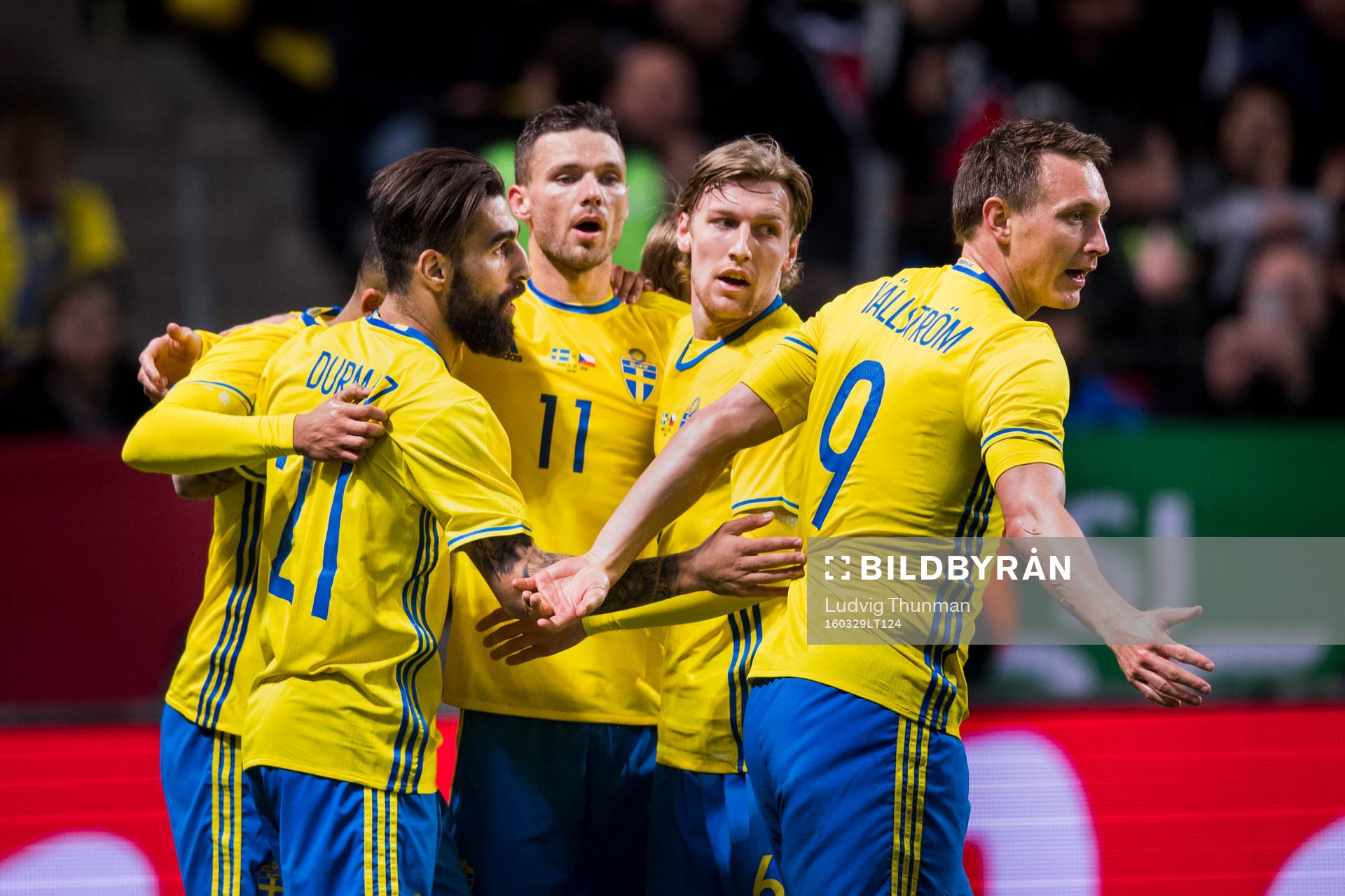 Sveriges Martin Olsson, Jimmy Durmaz, Emil Forsberg och Kim