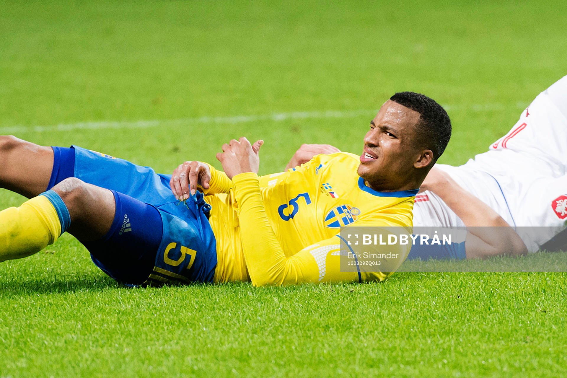Sveriges Martin Olsson grimaserar