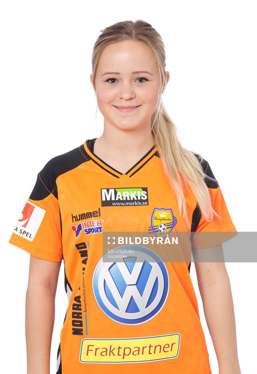 Ebba Gustafsson poserar för ett porträtt den 29 mars 2016 i Kungsbacka.