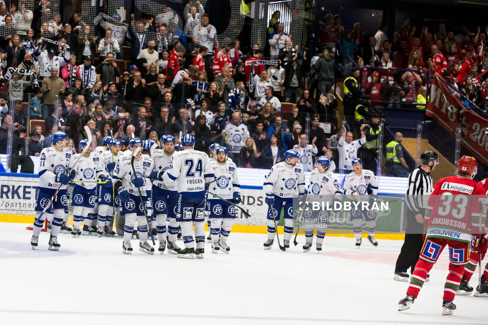 Leksands spelarna jublar