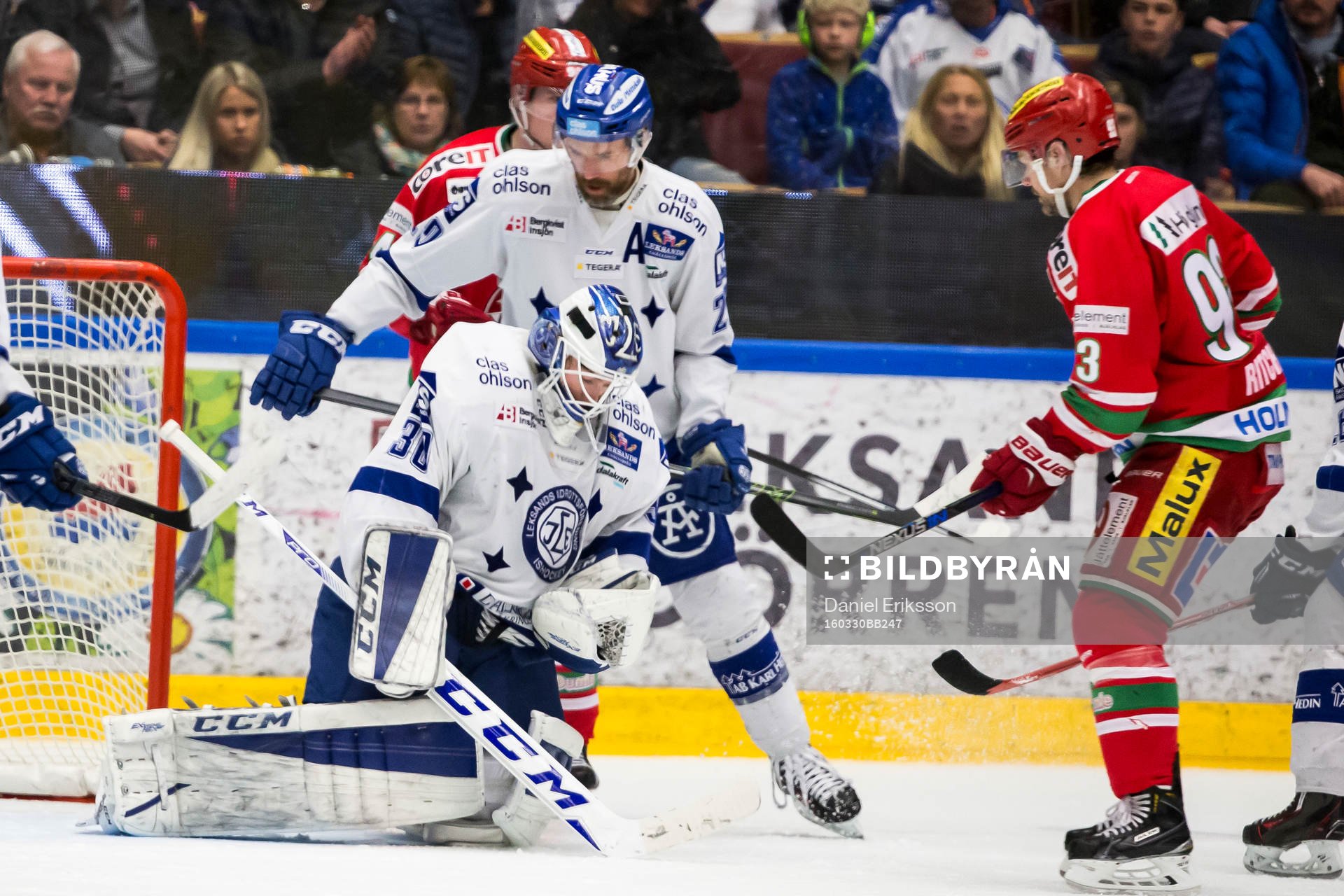 Leksands målvakt Henrik Haukeland räddar chans för Modos