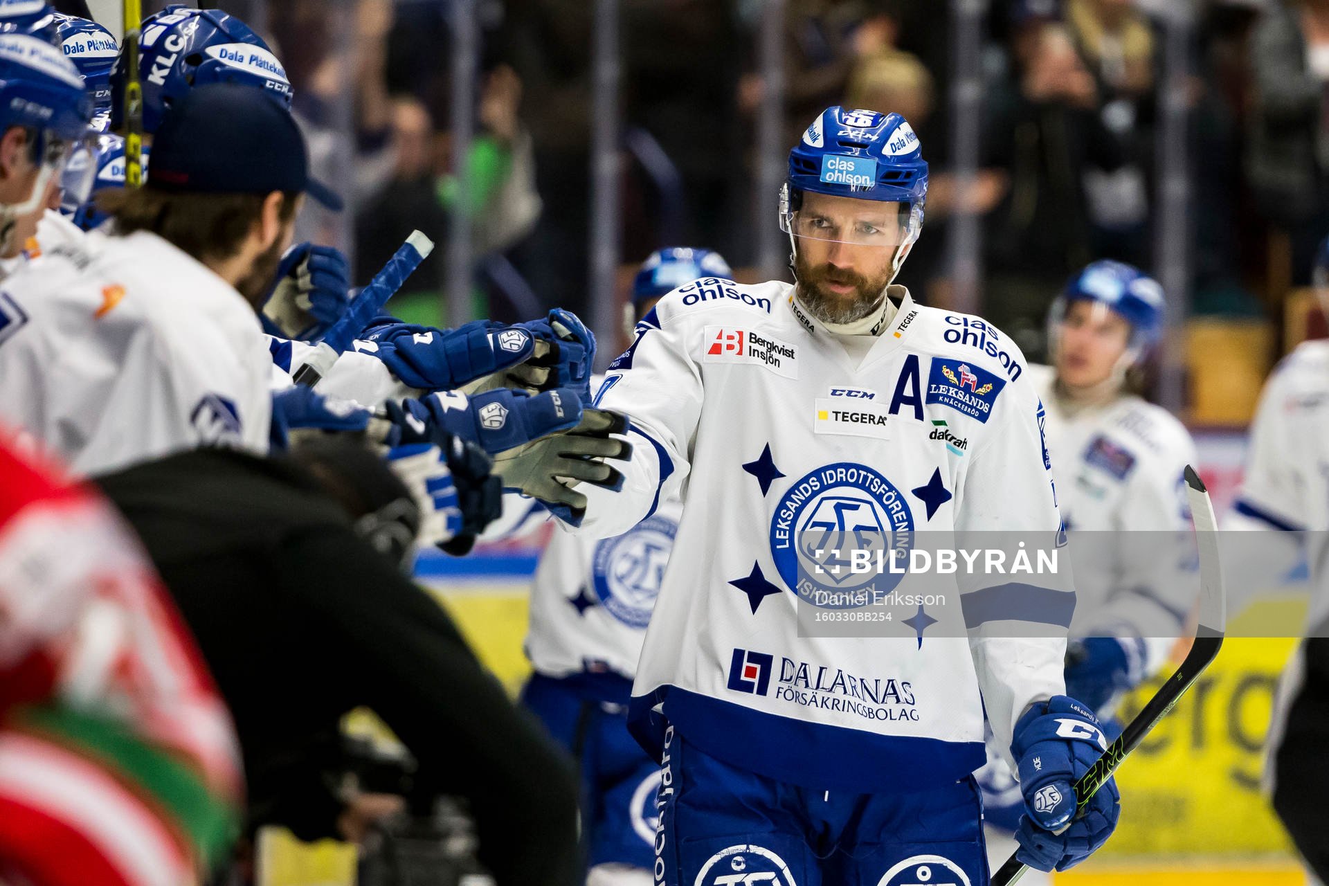 Leksands Tommi Paakkolanvaara jublar