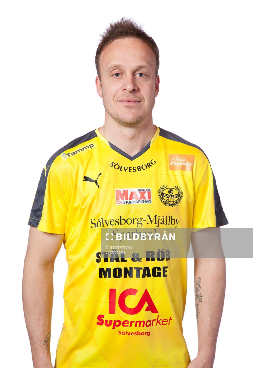 Marcus Ekenberg poserar för ett porträtt den 30 mars 2016 i Hällevik.