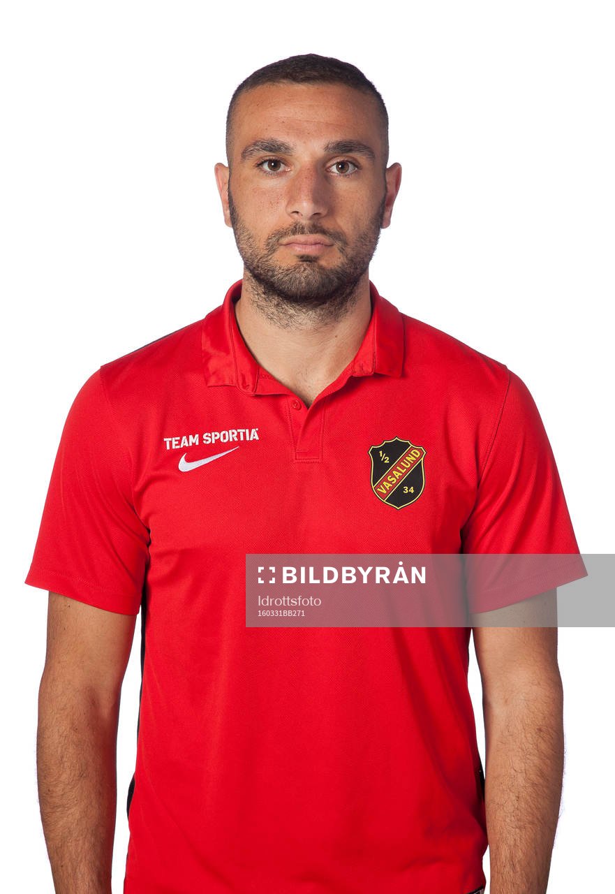 Danny Tadaris poserar för ett porträtt den 31 mars 2016 i Vasalund.