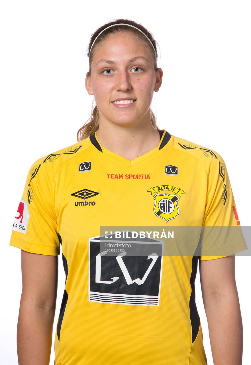 Malin Sandin poserar för ett porträtt den 31 mars 2016 i Stockholm.