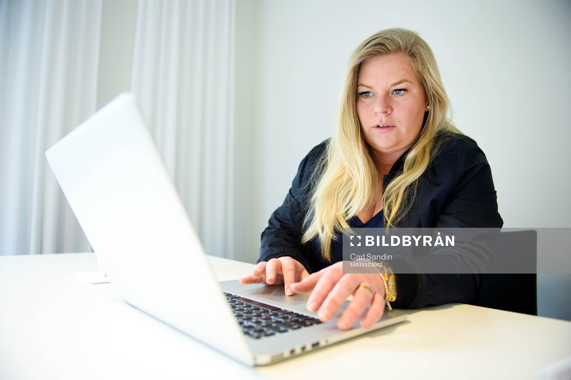 IFK Göteborgs analytiker Linda Breding blir intervjuad