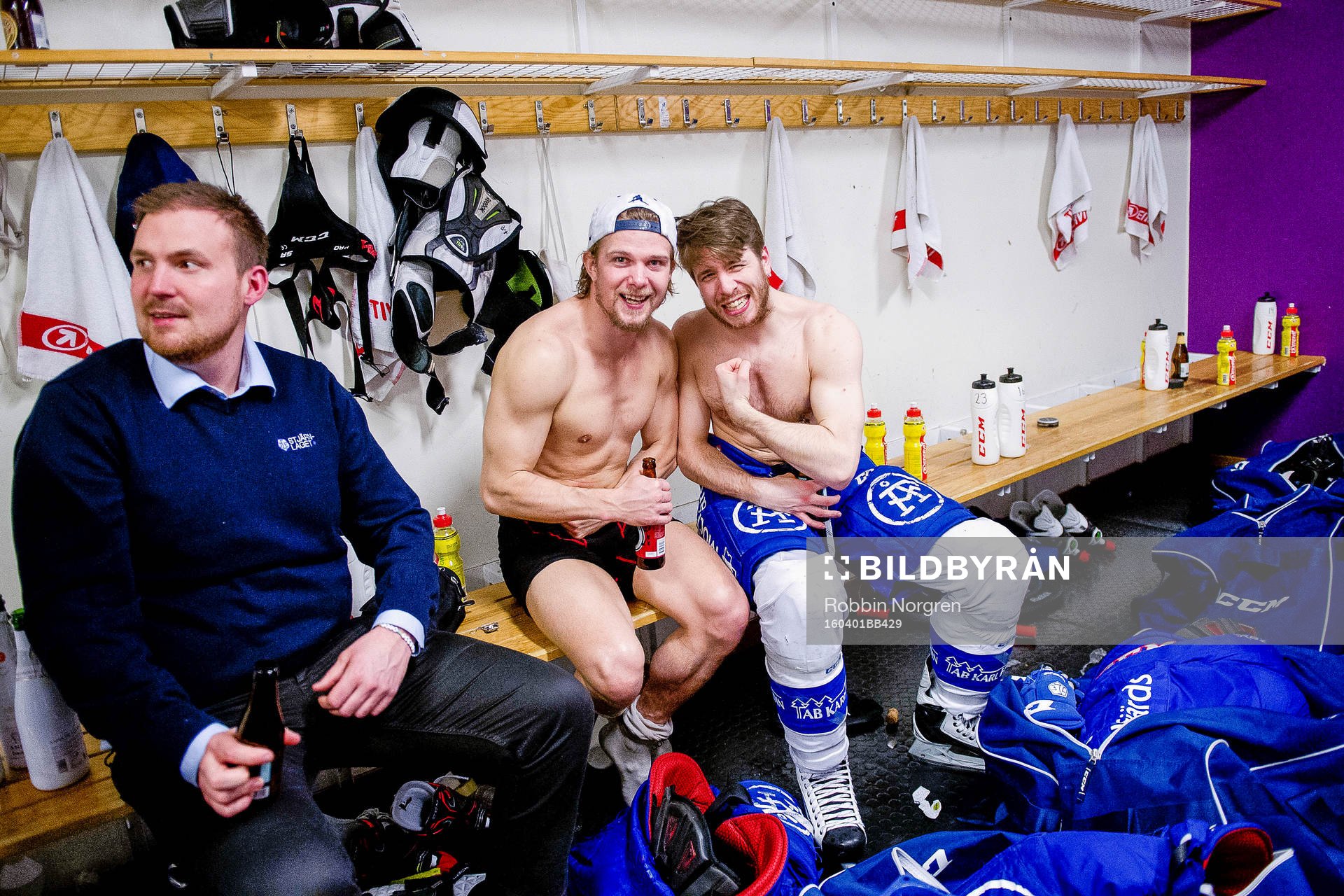 Leksand Viktor Amner och Janos Hari jublar