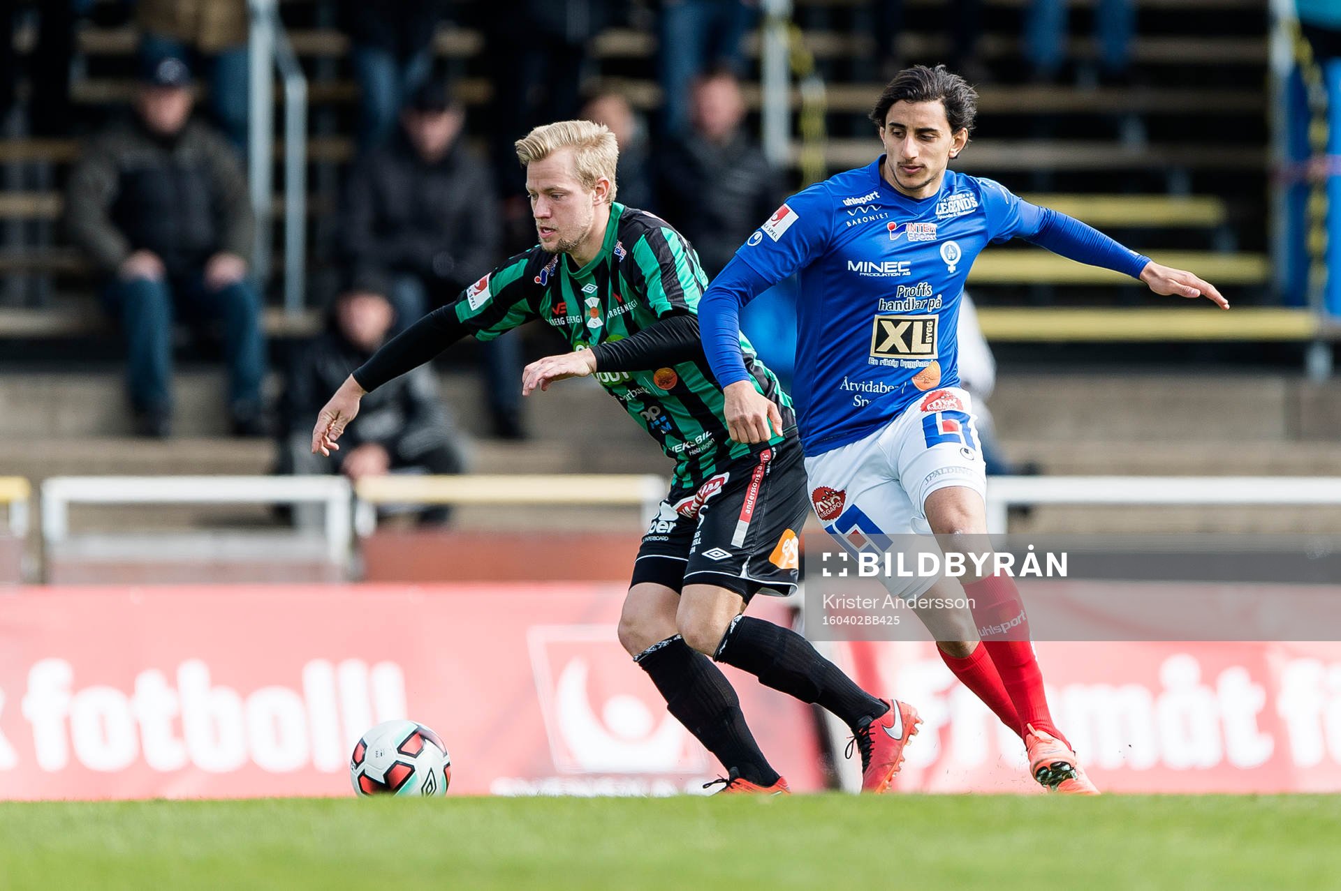 Varbergs Sebastian Crona och Åtvidabergs Mahmoud Eid