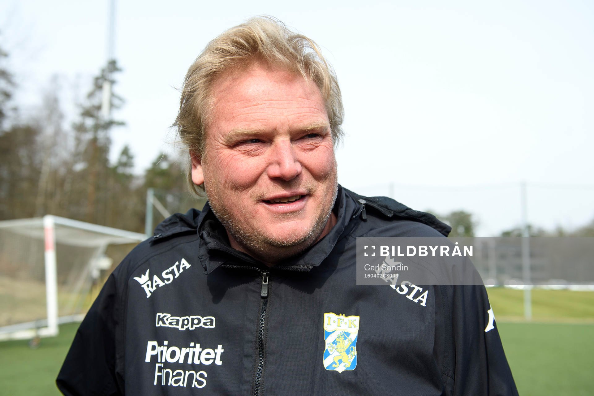 IFK Göteborgs tränare Jörgen Lennartsson blir intervjuad