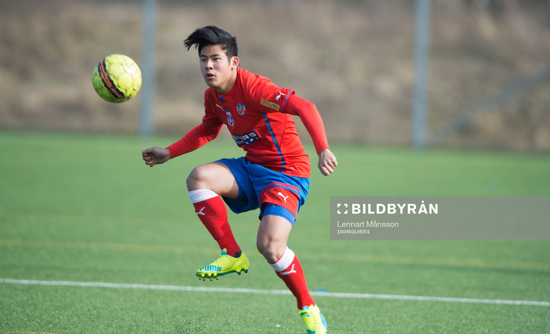 Elegant nedtagning av Helsingborgs-spelare i