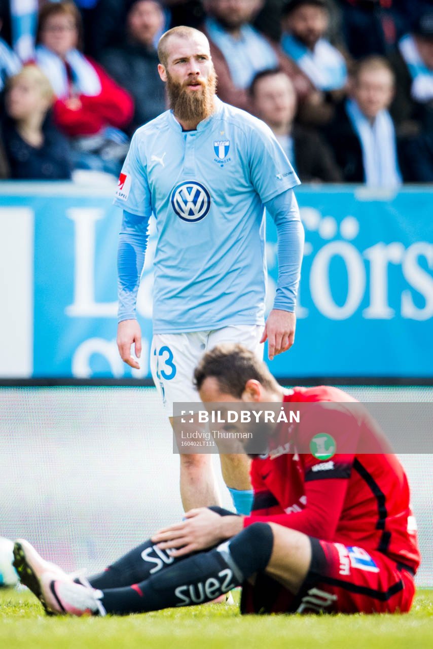 Malmö FFs Jo Inge Berget och Norrköpings Emir Kujovic