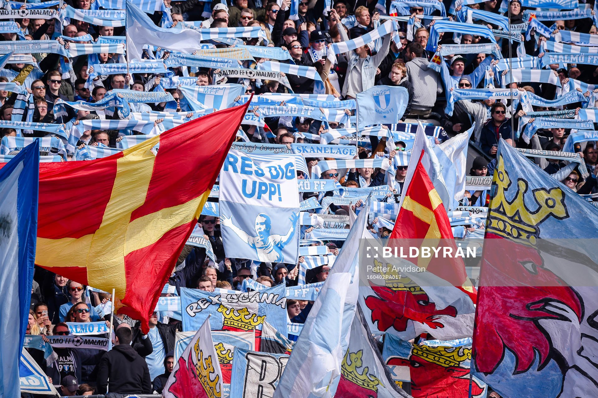 Malmö FFs supportrar före  fotbollsmatchen i Allsvenskan
