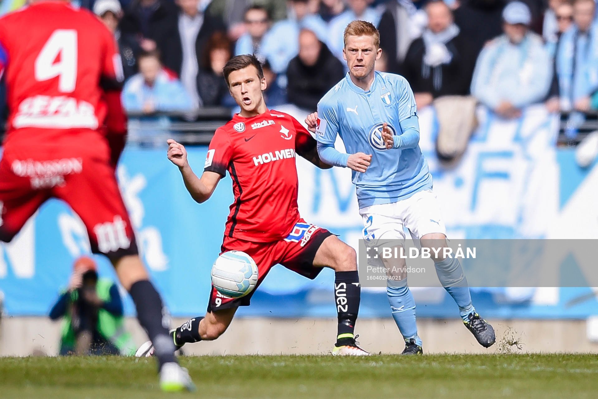Norrköpings Arnor Ingvi Traustason och Malmö FFs Anders