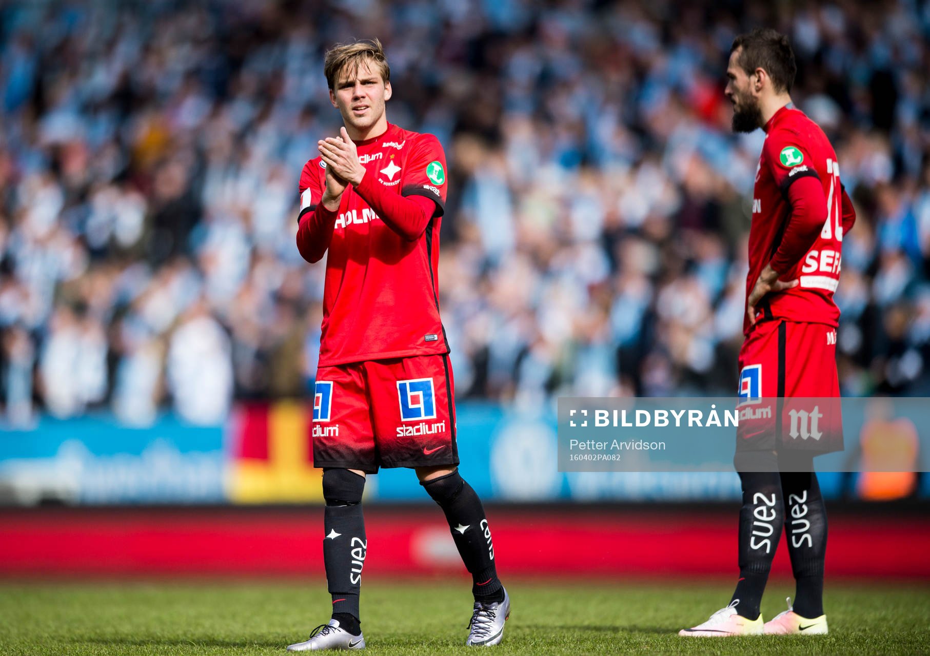 Norrköpings Christoffer Nyman tackar publiken