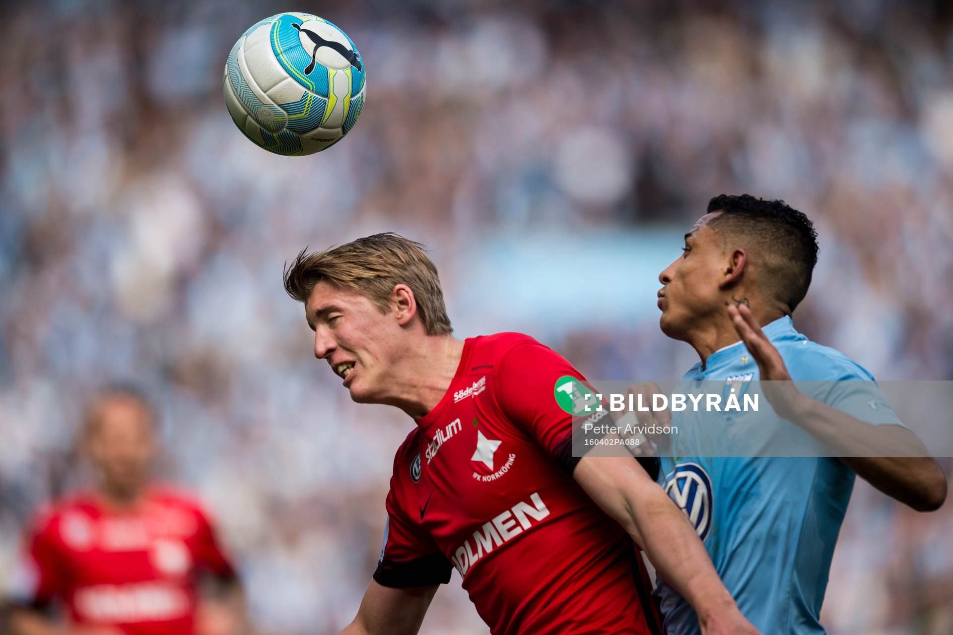 Norrköpings Joel Enarsson och Malmö FFs Yoshimar Yotún