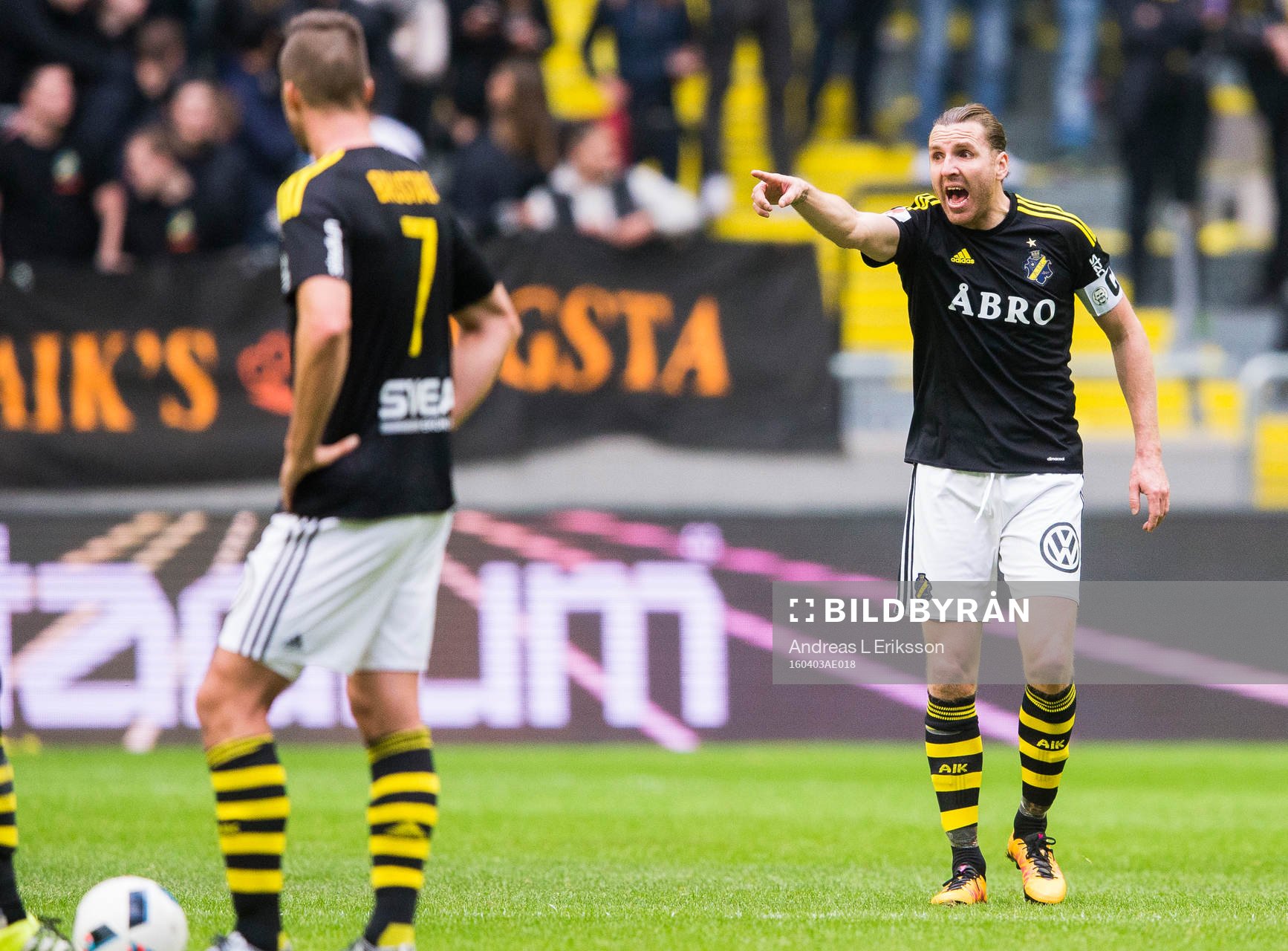 s Nils-Eric Johansson reagerar