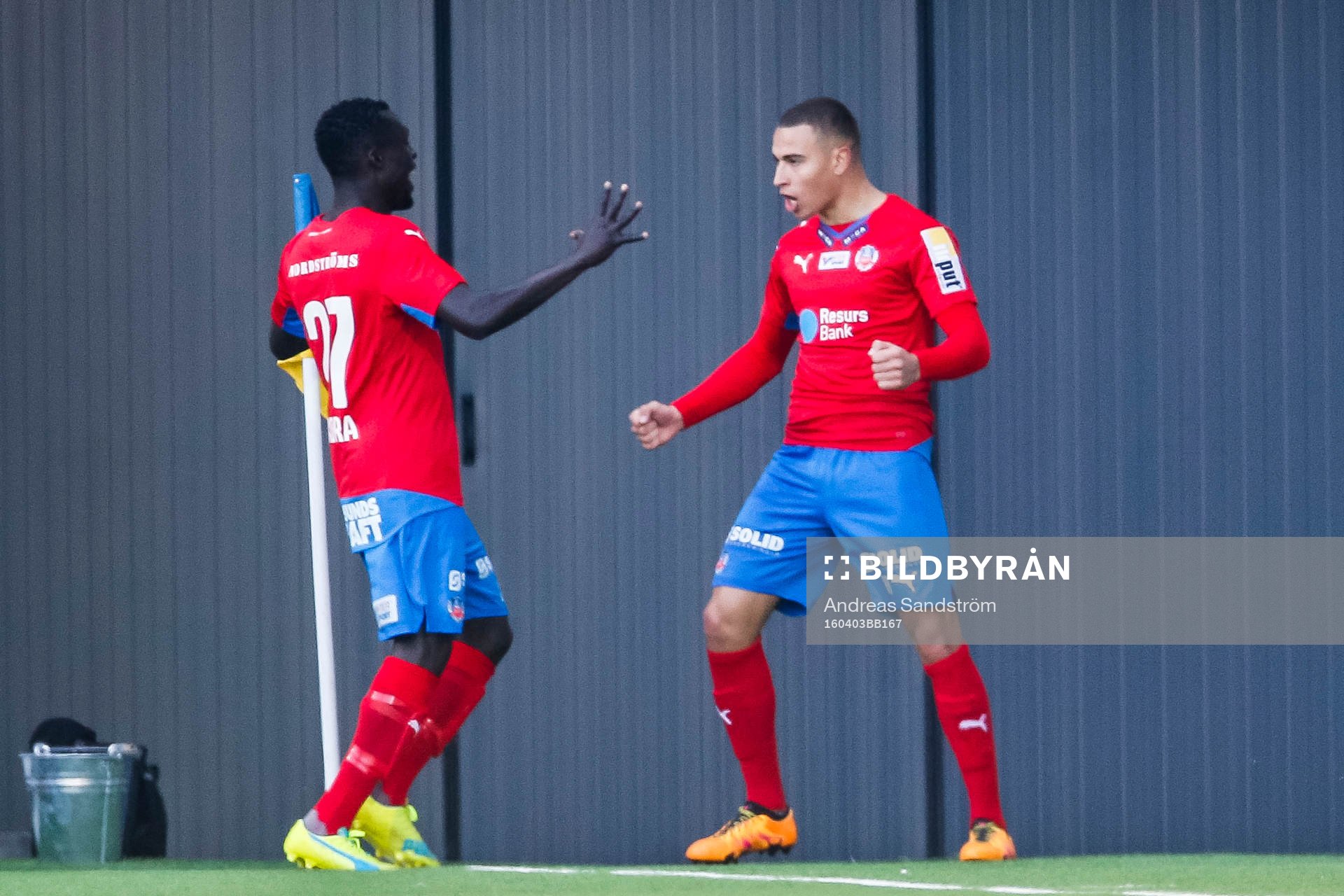 Helsingborgs Jordan Larsson jublar efter 0-1 under fotbollsmatchen i Allsvenskan mellan Gefle och Helsingborg den 3 April 2016 i Gävle.