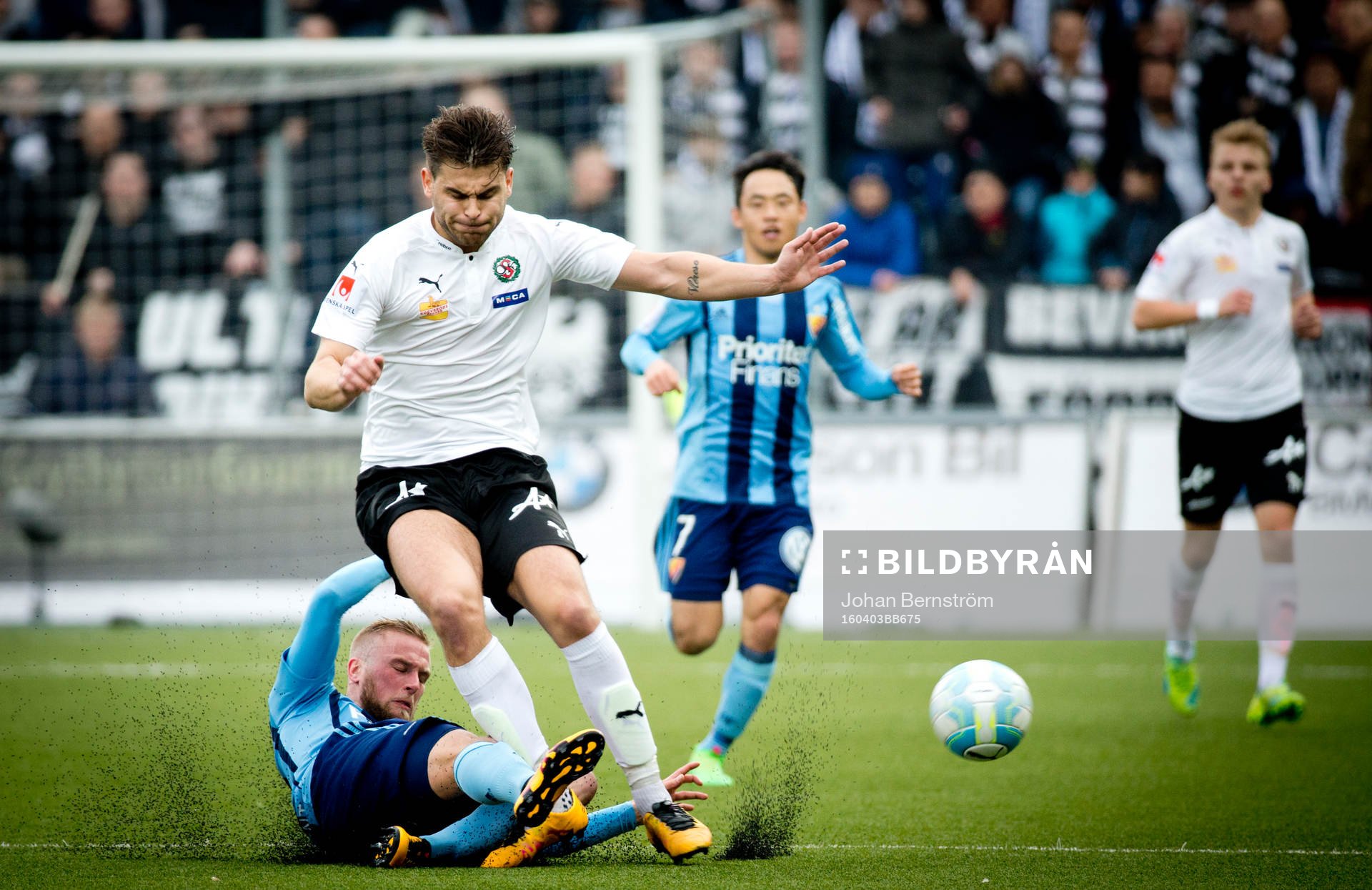 Örebros Astrit Ajdarevic och Djurgårdens Alexander