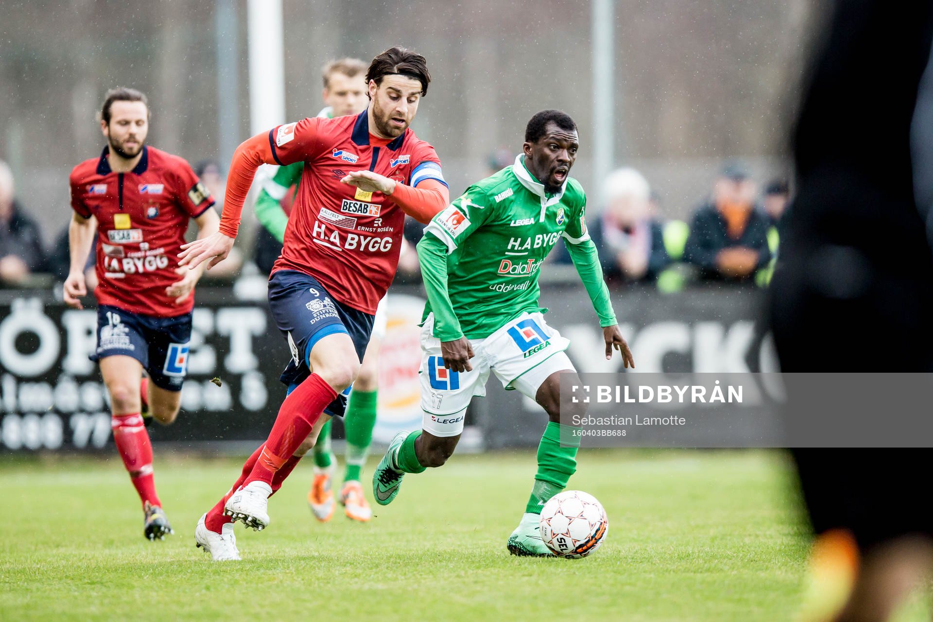 Ljungskiles Yussif Chibsah före Örgrytes George Mourad