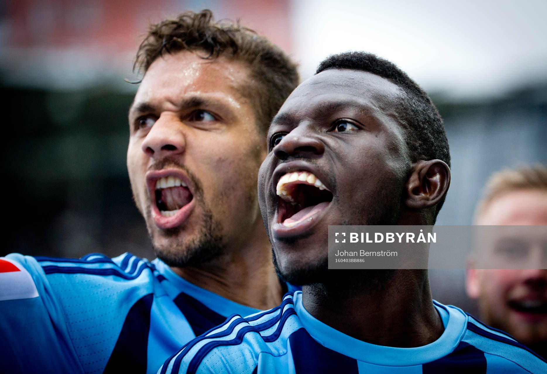 Djurgårdens Omar Colley gör 0-2 och jublar med Mathias