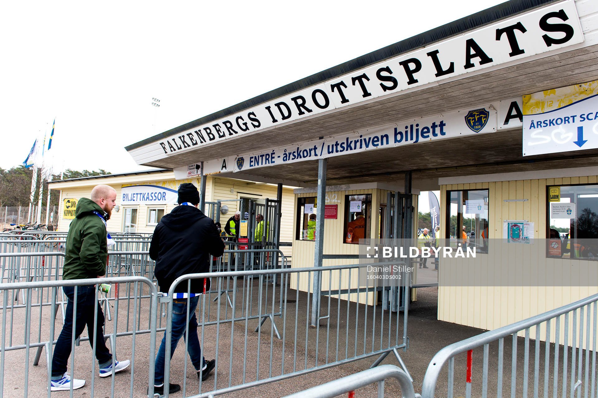 Supportrar börjar anlända till Falkenbergs IP