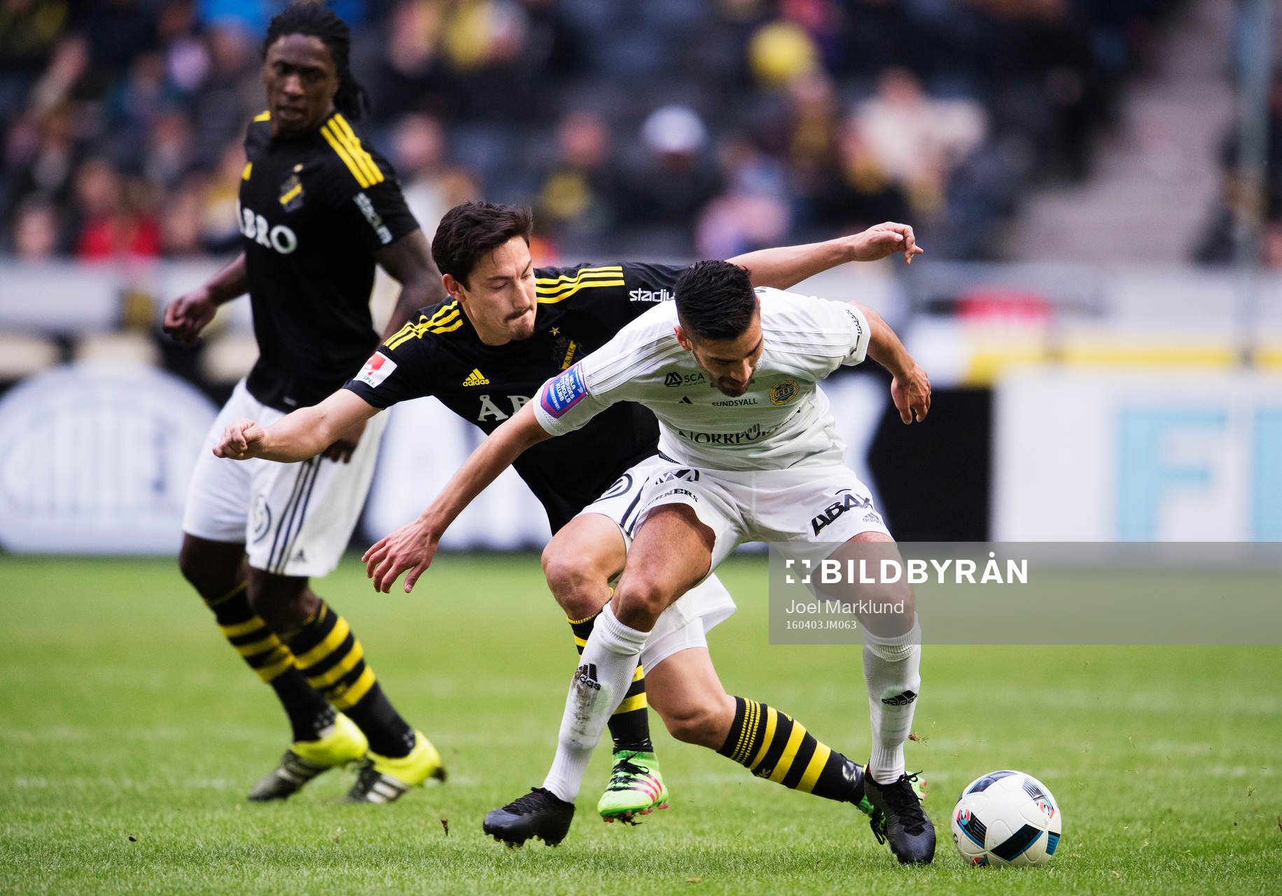 s Stefan Ishizaki och Sundsvalls Stefan Silva