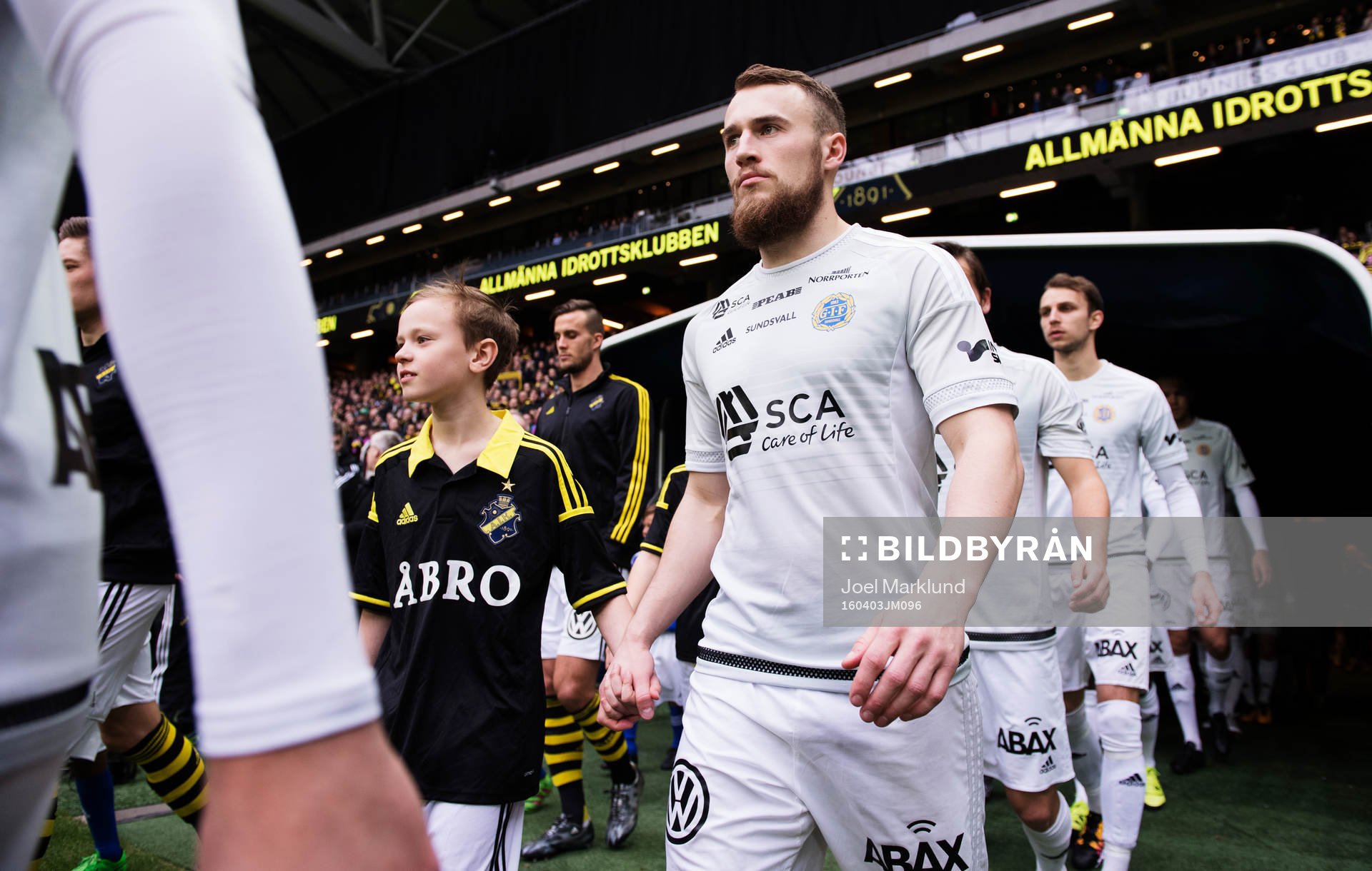 Sundsvalls Runar Sigurjonsson gör entré till