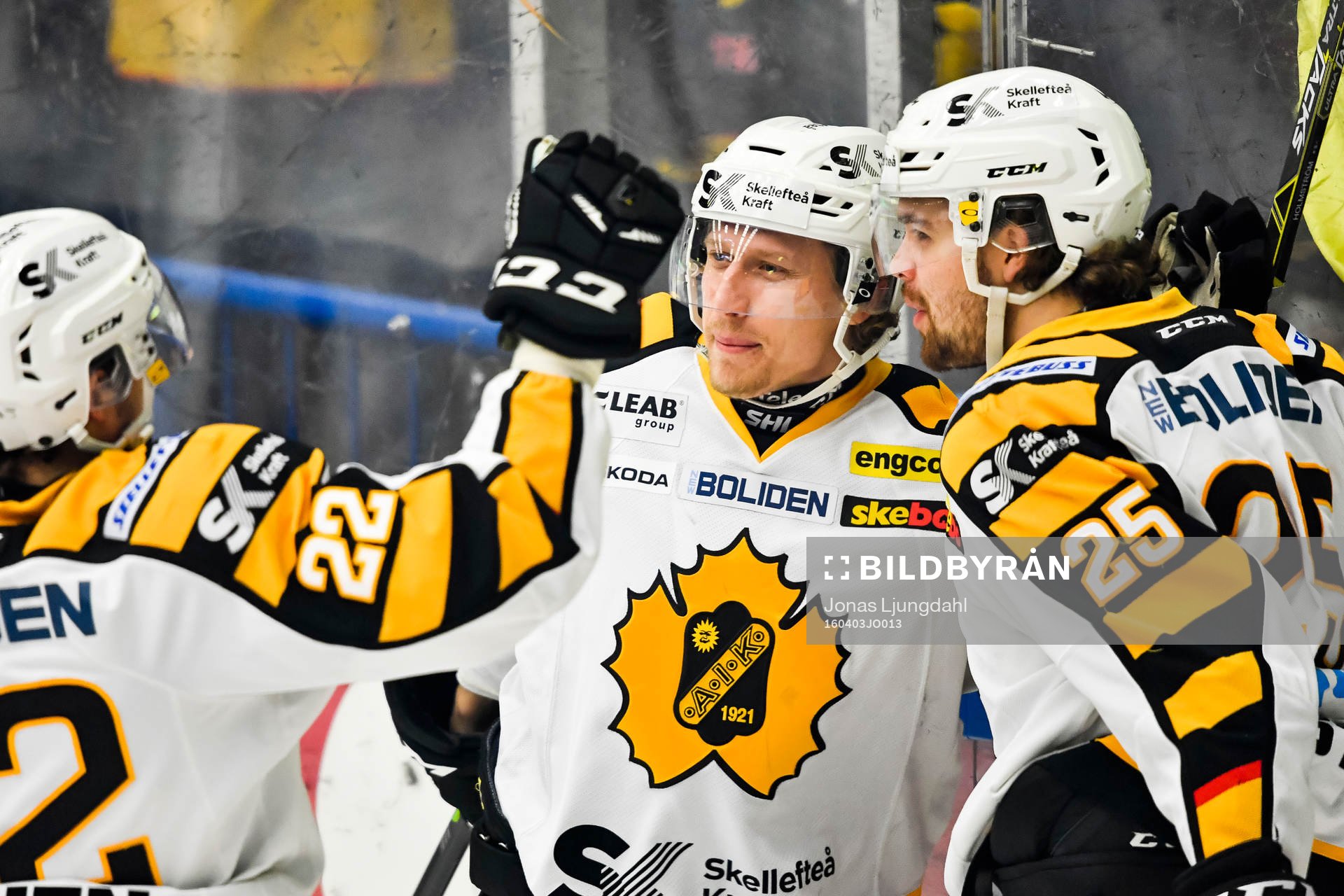 Skellefteås Axel Holmström jublar