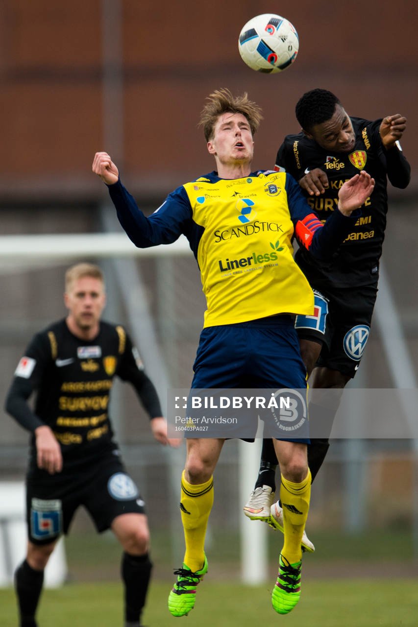 Ängelholms Marcus Bernholtz och Syrianskas Success