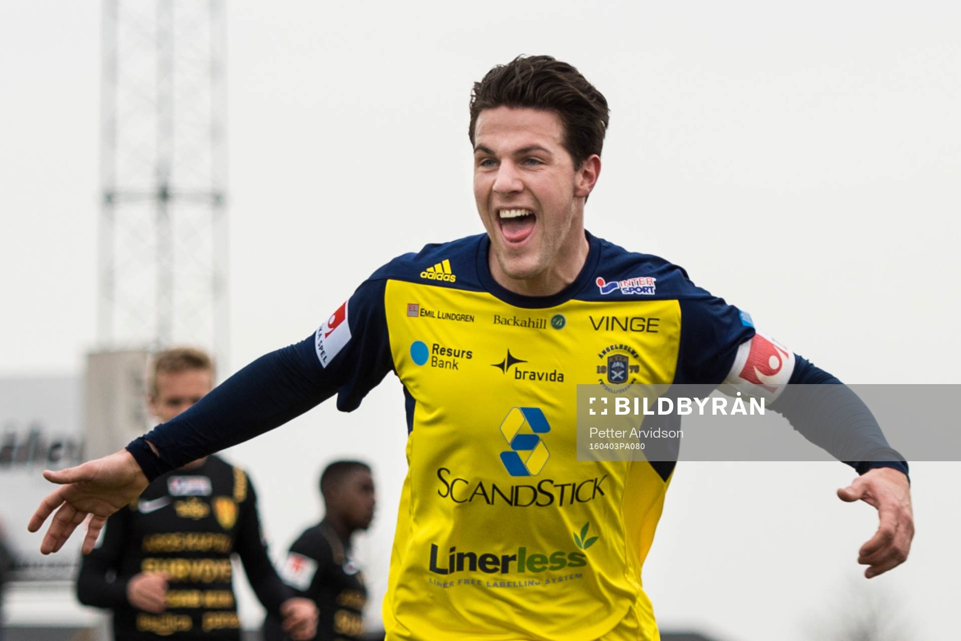 Ängelholms Oliver Stojanovic Fredin jublar