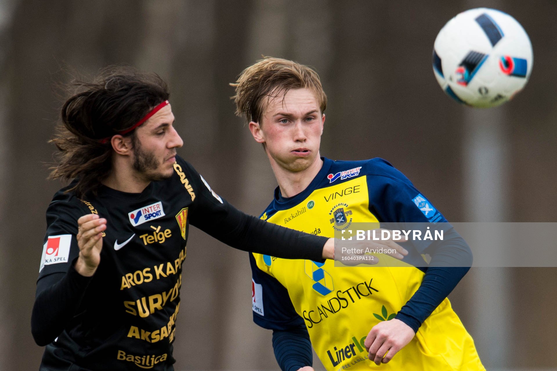 Syrianskas Stefan Ilic och Ängelholms Albin Nilsson